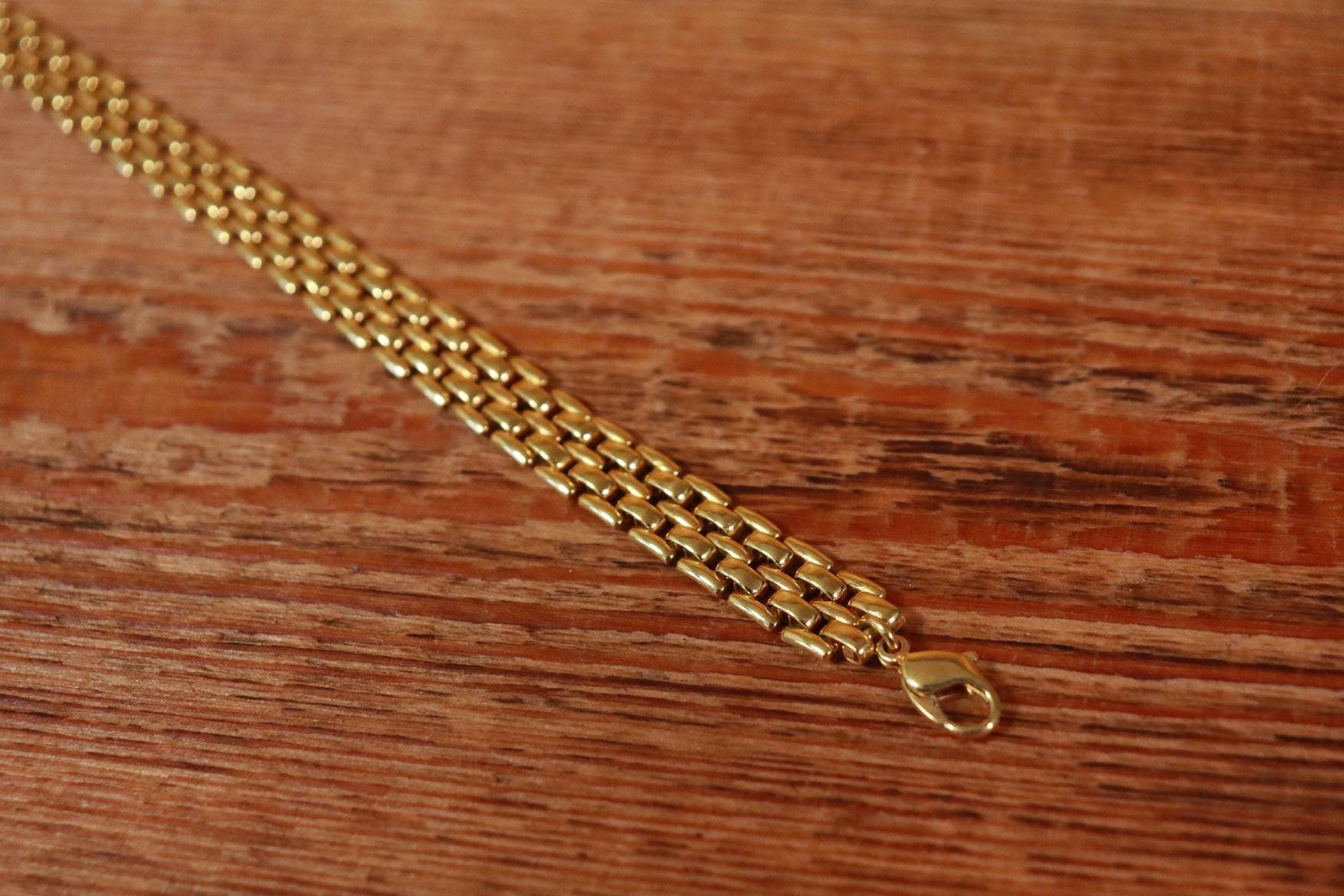 Gold chains shop below 10000