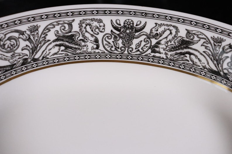 Wedgwood Bone China Florentine W4312 Plat d'accompagnement noir ovale 28 cm Y2 image 5