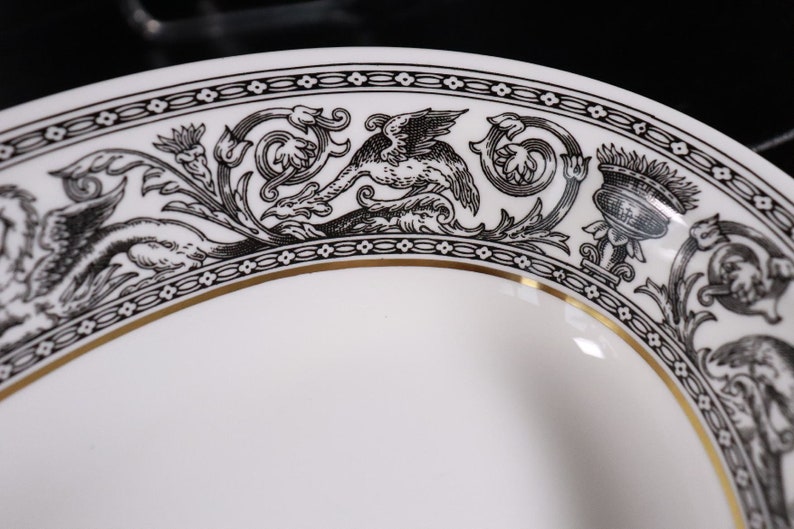 Wedgwood Bone China Florentine W4312 Plat d'accompagnement noir ovale 28 cm Y2 image 6