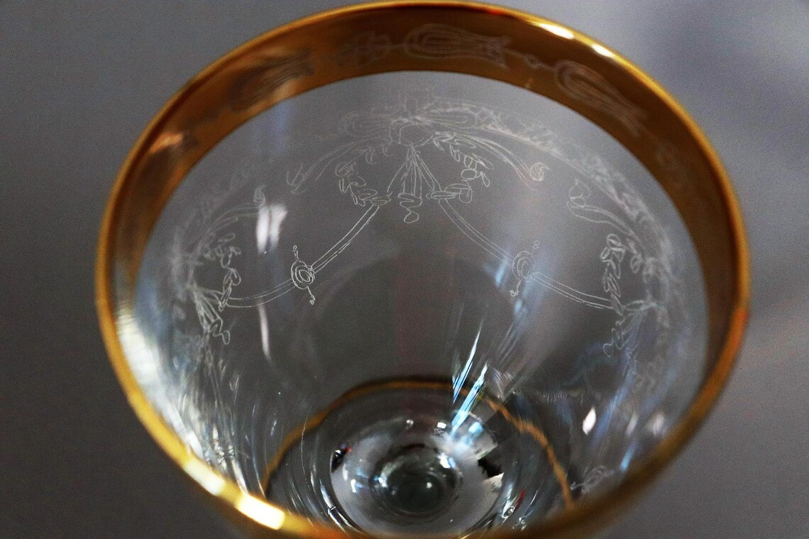 Riccio Italy Wine Glass Crystal Arabesque Gold Staffage | Etsy