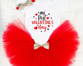 Valentine's Day Baby Outfit /First Valentines Day / Baby Valentine's Day outfit/Girls Tutu Cake Smash Outfit /Gift for her/ Valentines day