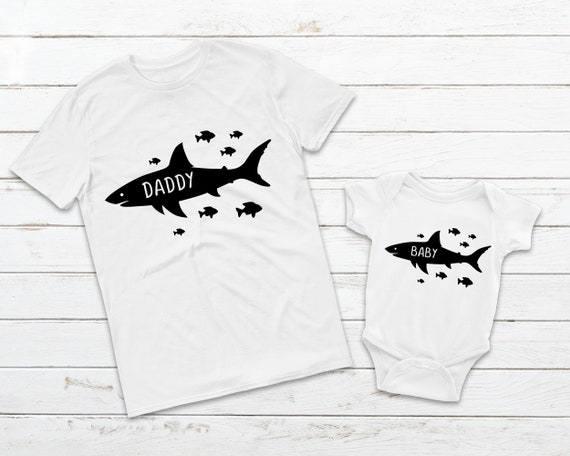 Daddy Shark T Shirt Fathers Day Gifts Family Matching Dad Daddy Shark T Shirt Fathers Day Gifts Family Matching Dad