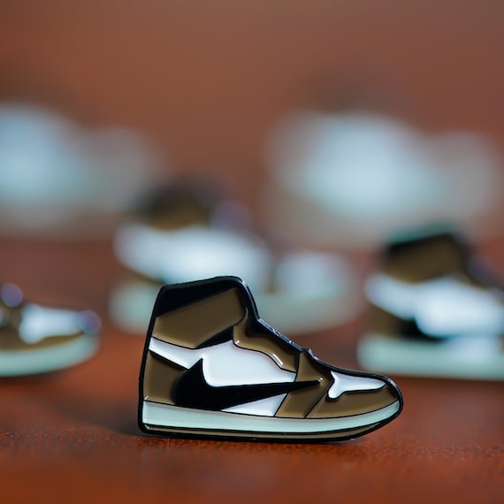 air jordan 1 per travis scott