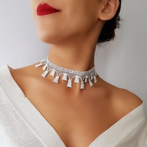 Lace Necklace, White lace choker necklace, Lace tassel choker, Pearl choker necklace, Statement necklace, Lace choker, Bridal lace choker