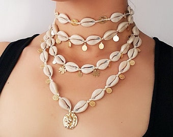 Kauri Muschel Choker: Makramee Strandschmuck mit Löwen Charm