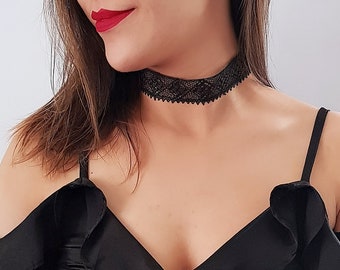 Lace necklace, Black mesh necklace, Black lace choker, Gothic choker, Black lace necklace, graduation gifts, wrap choker, Gift for friends