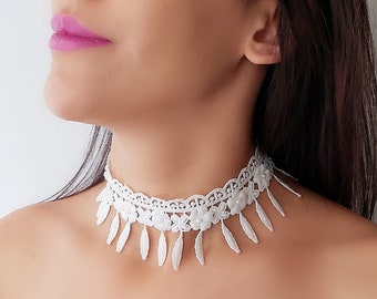 Gargantilla nupcial de encaje marfil: accesorio de boda de perlas hecho a mano