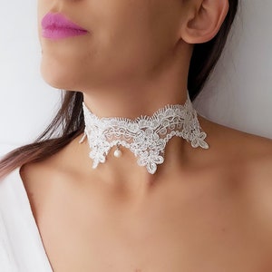 Victorian style bridal choker necklace, Natural pearl lace choker necklace,Gift for her, Lace choker, Dainty choker Bridesmaid gift bohomila