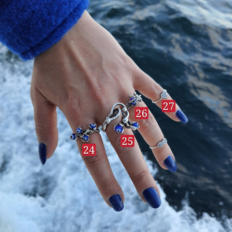 Blue evil eye mignon bagues en argent Evil Eye Bijoux Bague empilable Bague de protection Blue evil eye, Bijoux Boho Bagues de bonne chance Bagues boho bleues image 6