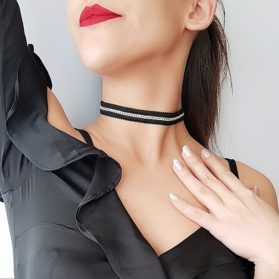 Stylish choker deals