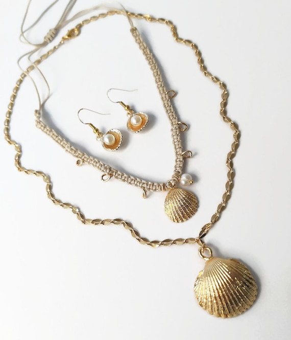 Gold shell 2024 choker necklace