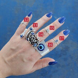 Blue evil eye mignon bagues en argent Evil Eye Bijoux Bague empilable Bague de protection Blue evil eye, Bijoux Boho Bagues de bonne chance Bagues boho bleues image 4