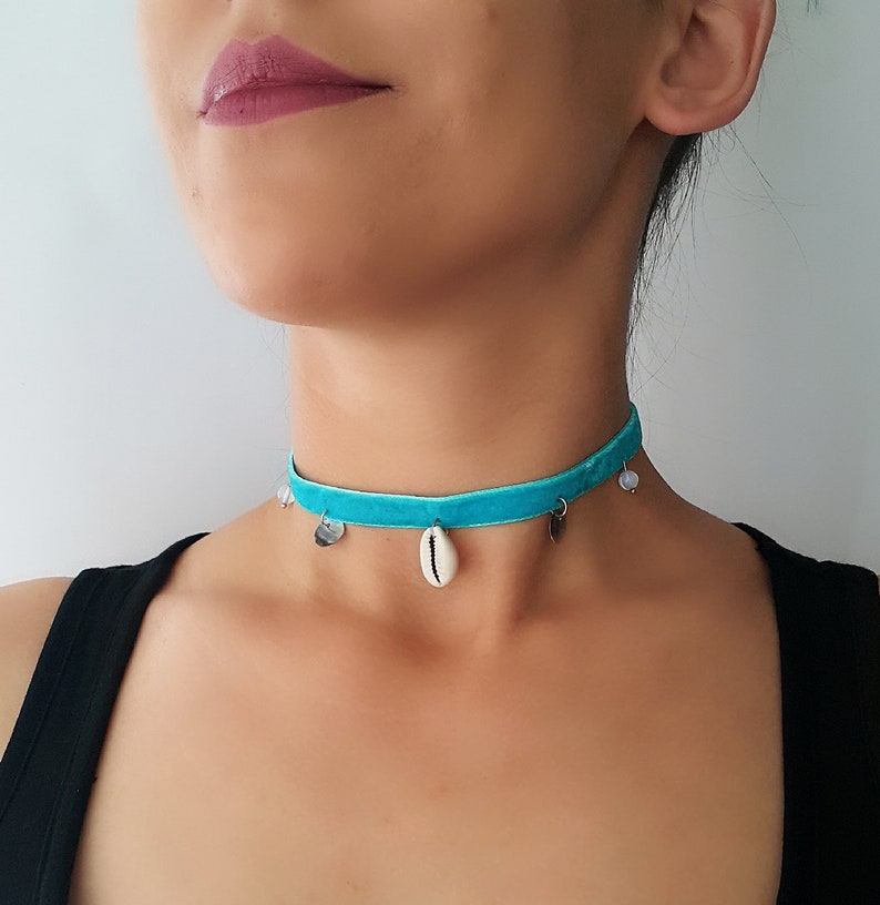 Cowrie Shell Choker Cowrie Choke Gypsy Turquoise choker Cowrie Shell Black Choker Cowrie Necklace Shell Necklace with Cowrie Shells