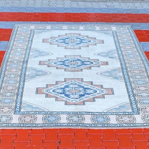 Tapis Oushak turc vintage : tapis en laine 6 x 9 noués à la main, décor bohème bleu
