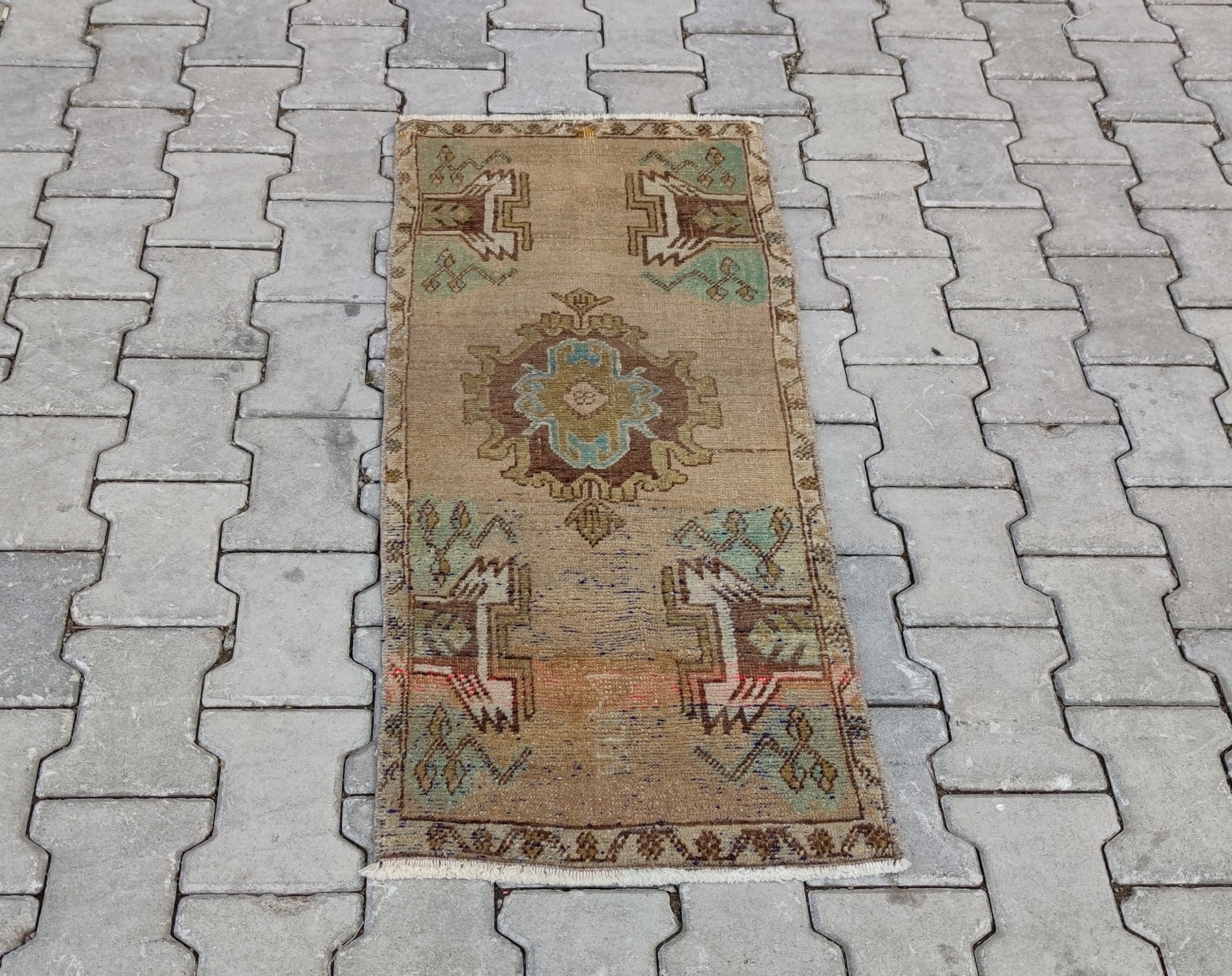 Small Oushak Rug Mini Turkish Vintage Rug Anatolian Kilim Etsy