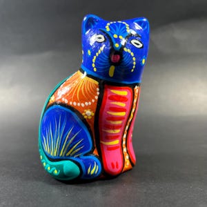 VTG Talavera Mexican Colorful Cat Folk Art Pottery Figurine Hand-painted 3.5”