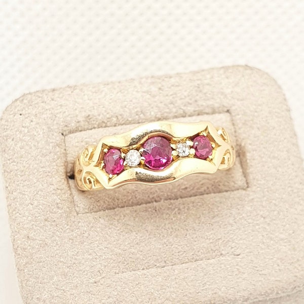 Antique 18ct Gold Ruby & Diamond Ring Edwardian 18k Solid 750 5 Stone 1901 Hallmarked Heavy Victorian Sparkly Old Cut Womens Vintage Jewelry