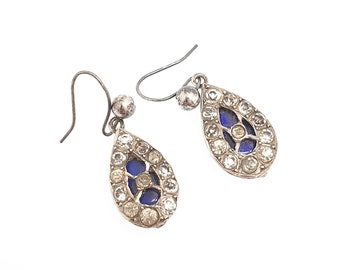 Pendientes antiguos victorianos de pasta de plata maciza con gancho colgante de cristal azul Bristol con diamantes y lámina de cristal, joyería vintage auténtica.