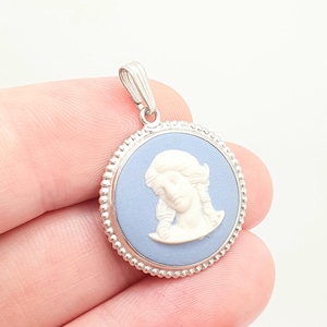 Wedgwood necklace - Etsy 日本