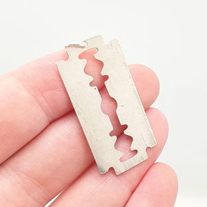 Vintage Sterling Silver Razor Blade Necklace Pendant Large Cutthroat Double Edge Solid 925 Womens Mens 1970s Retro Gift Jewelry Jewellery