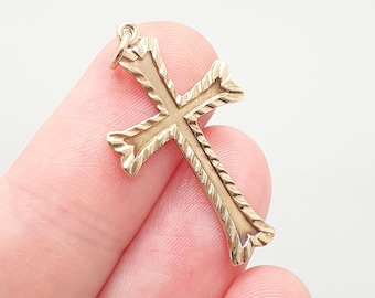 Colar com pingente de cruz crucifixo vintage em ouro maciço 9k (9 quilates), cor amarela 375, joia religiosa católica cristã para homens e mulheres.