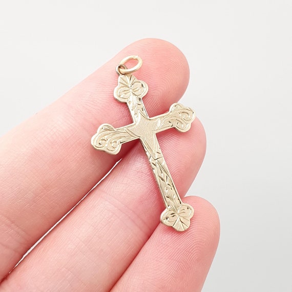 Antique 9ct Gold on Silver Crucifix Necklace Pendant Budded Cross Engraved Large Cross Catholic Christian Jewelry Vintage Mens Womens Etsy Canada