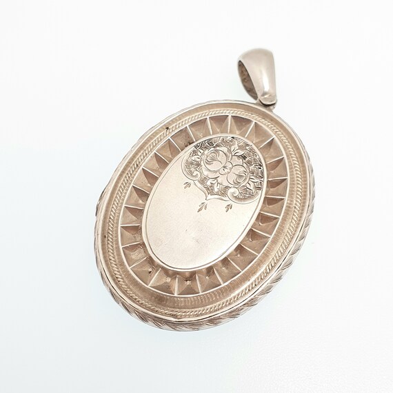 Antique Locket Solid Silver Victorian Large Big V… - image 3