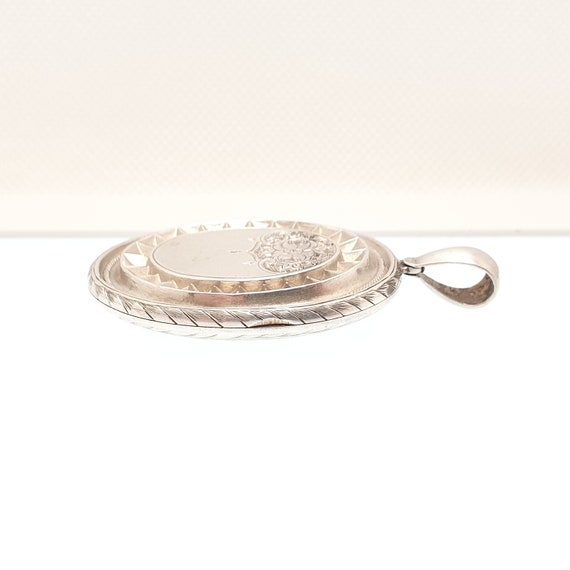 Antique Locket Solid Silver Victorian Large Big V… - image 6