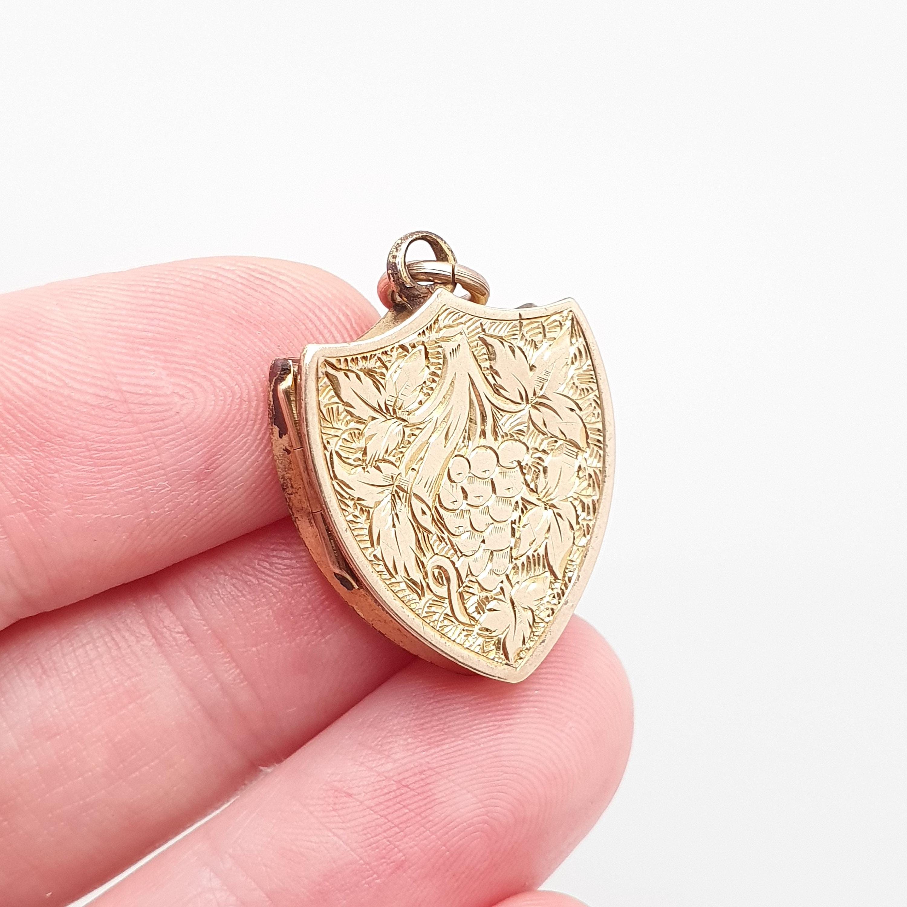 Antique Victorian 9ct Gold Shield Locket 9kt 9k Back and Front