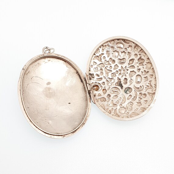 Antique Victorian Solid Silver Locket Shell & Flo… - image 4