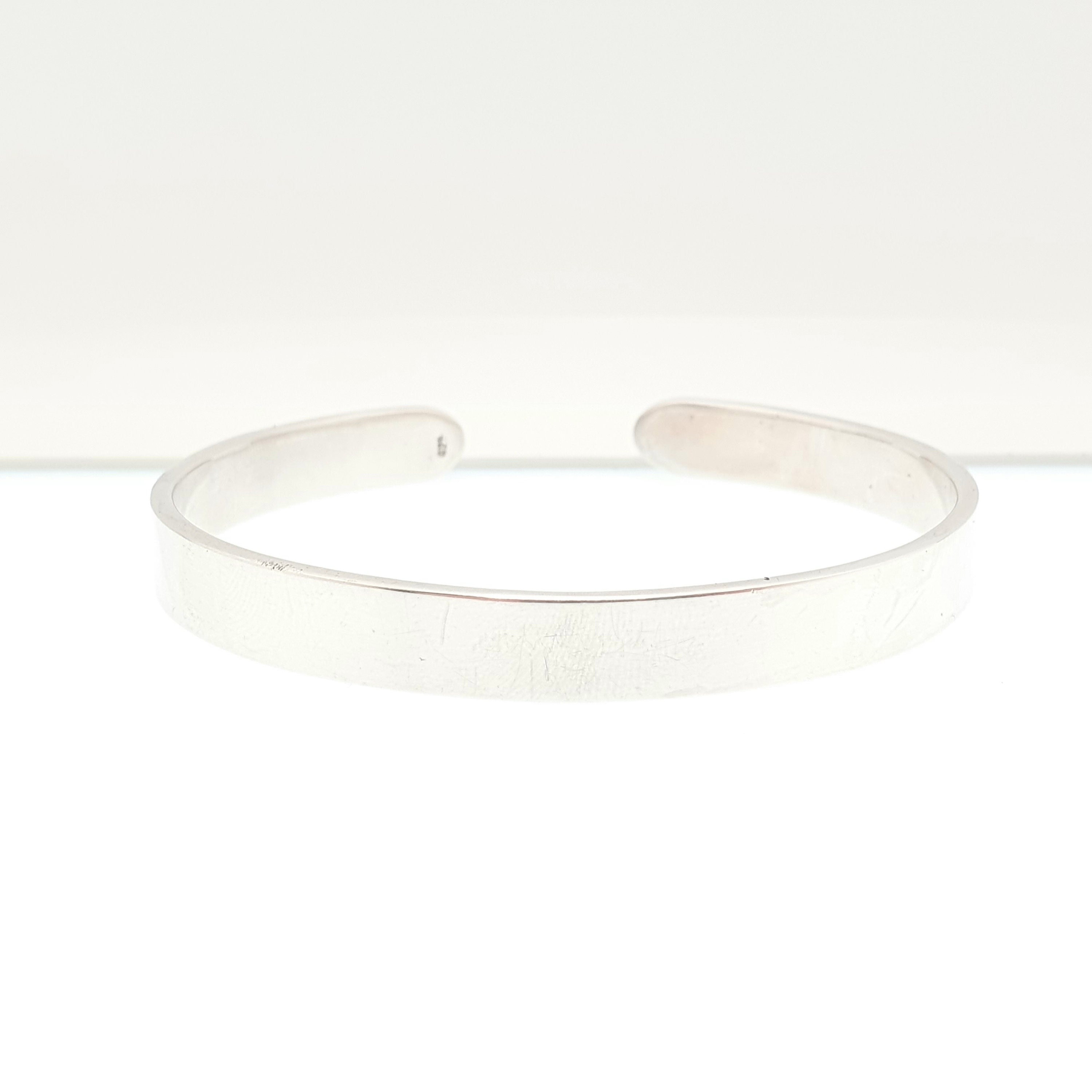 Vintage Sterling Silver Cuff Bangle Bracelet Waved Sleek Vintage Sterling Silver Cuff Bangle Bracelet Waved Sleek