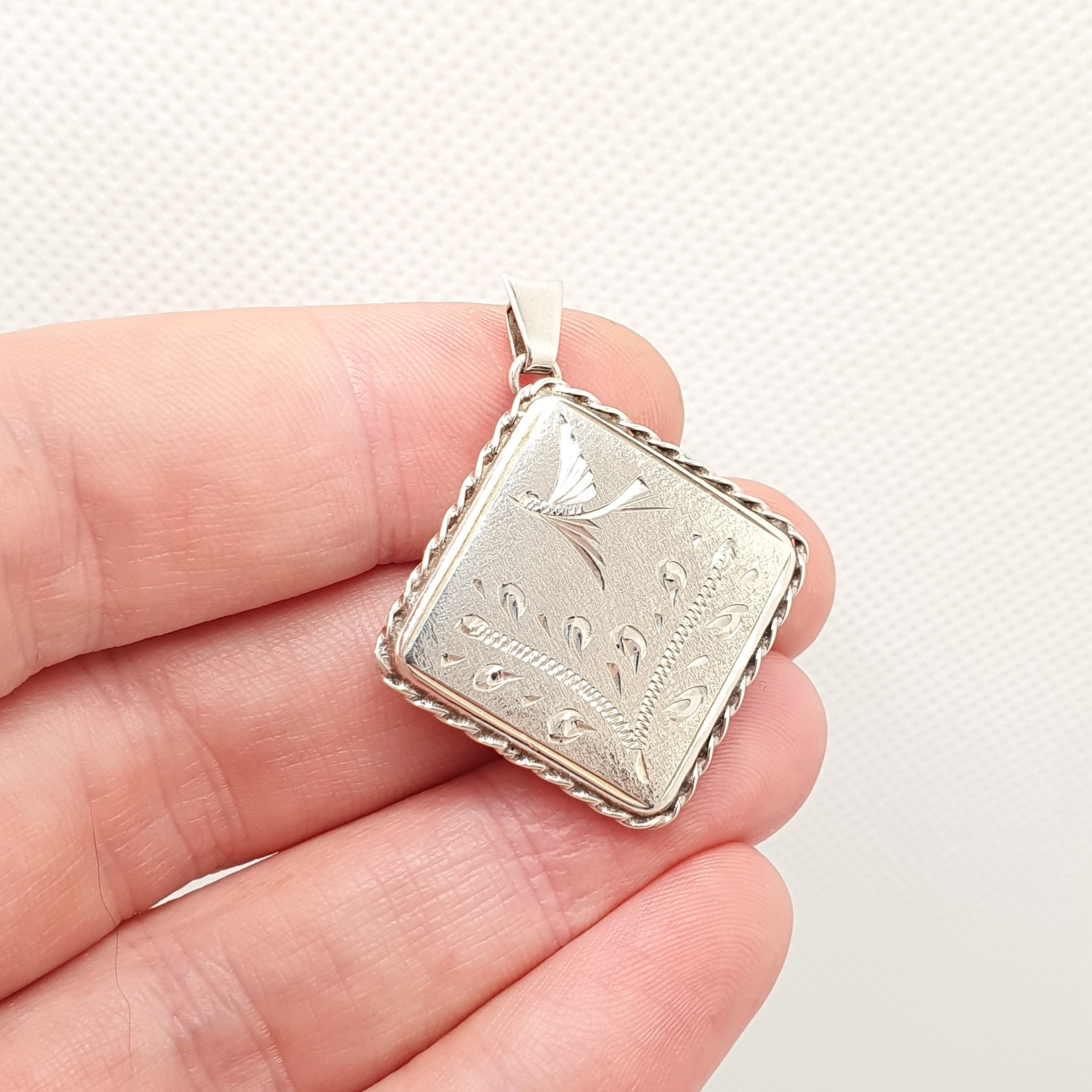 Vintage Sterling Silver Locket Bird Engraved Square 1979