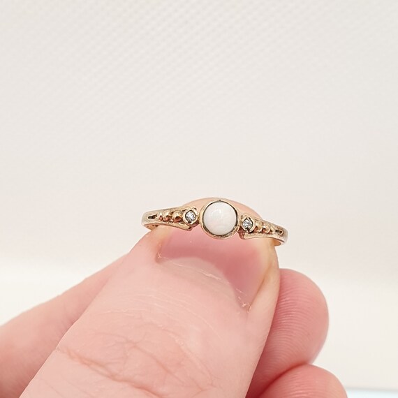 Vintage 9ct Gold Opal Diamond Ring Solid 9k 9kt 3… - image 5