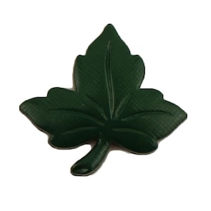 Buttons Galore Crafts & Sewing Buttons - Maple Leaf
