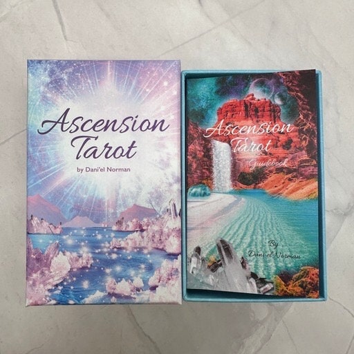 日本未入荷】Ascension Tarot アセンションタロット【未開封】