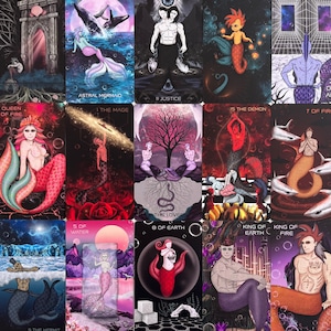 Puede incluir: Un conjunto de 12 cartas de tarot con sirenas, un demonio, un mago y otras figuras m&iacute;sticas. Las cartas est&aacute;n ilustradas en un estilo oscuro y colorido con un fondo negro.