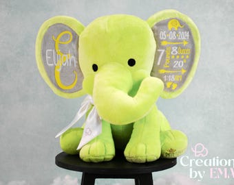 Estadísticas de nacimiento personalizadas Elefante relleno - Felpa de anuncio de nacimiento - Regalo de baby shower - Regalo para recién nacidos - Decoración de guardería - Elefante verde de 9"