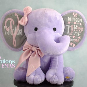 Personalisierter Elefant - Geburtsankündigung Plüsch - Babypartygeschenk - Neugeborenen Geschenk - Kinderzimmer Dekor - 9 &quot;&quot;lila Elefant.&quot;