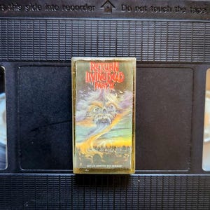RÜCKKEHR DER LEBENDEN TOTEN 2 (1988)
