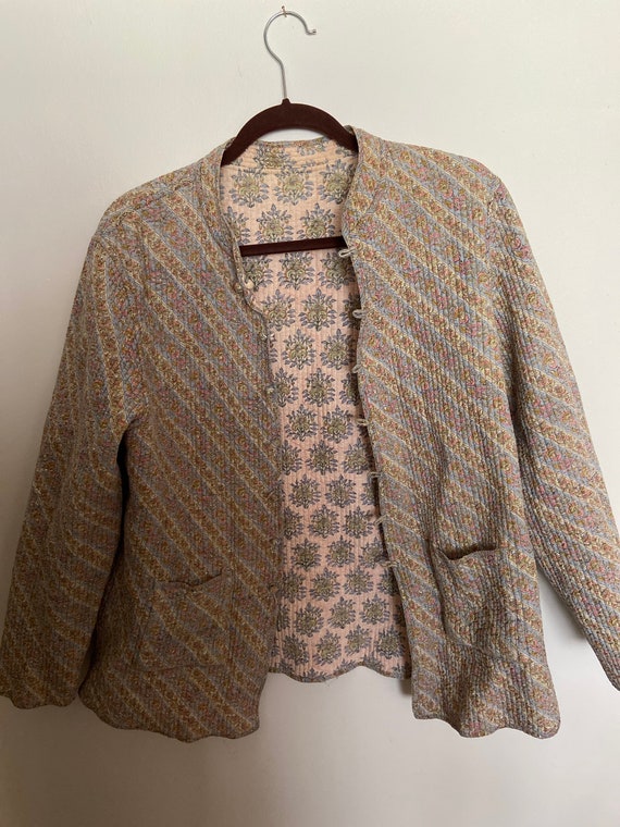 Vintage reversible floral quilted jacket / pastel… - image 7