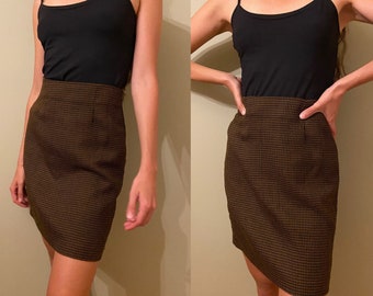 Vintage 90s plaid checked brown black short skirt / above the knee / size small