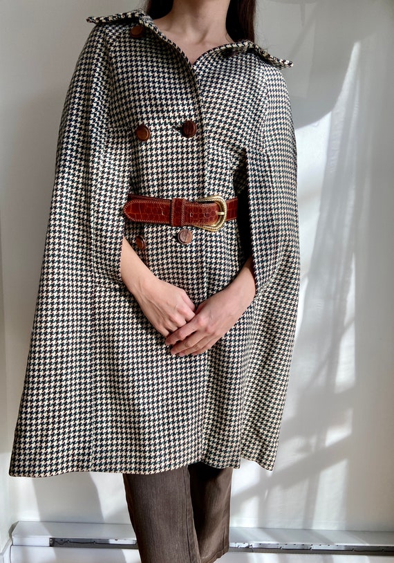 Vintage plaid houndstooth tweed cape / 60s 70s do… - image 4