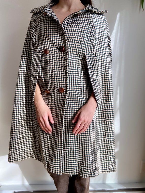 Vintage plaid houndstooth tweed cape / 60s 70s do… - image 8