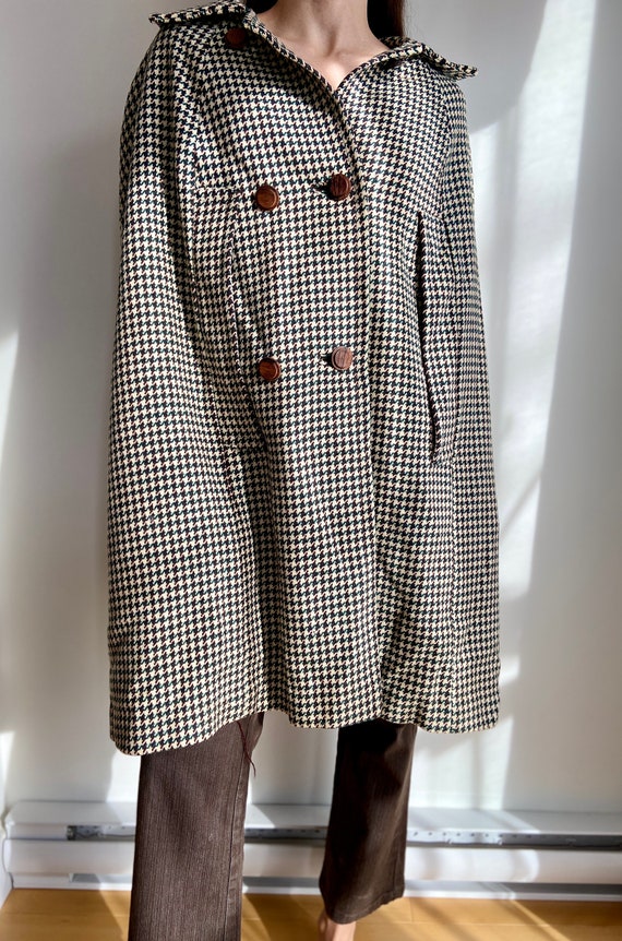 Vintage plaid houndstooth tweed cape / 60s 70s do… - image 3