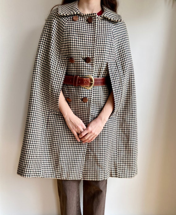 Vintage plaid houndstooth tweed cape / 60s 70s do… - image 1