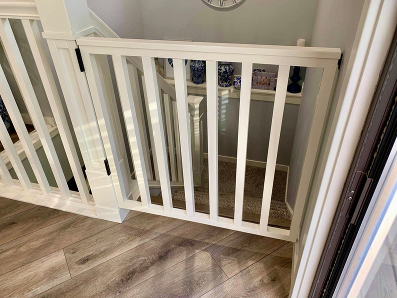 Custom Spindle Wooden Gate Baby Gate Stairway Gate White Etsy