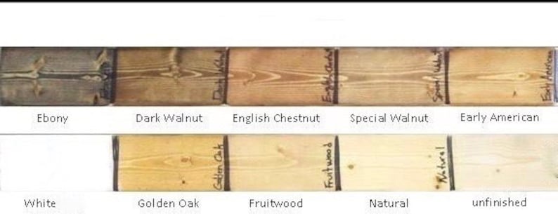 Op de afbeelding: Houtbeitskleurenkaart met 10 verschillende houtbeitskleuren. De kleuren zijn Ebony, Donker Walnoot, Engelse Kastanje, Speciale Walnoot, Vroeg Amerikaans, Wit, Gouden Eik, Fruitwood, Natuurlijk en Ongebeitst.