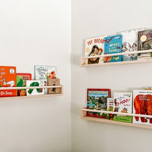 Nursery shelves, nursery bookshelf, wall bookshelf for nursery, bookshelf for toddler, baby shower gift, Montessori bookshelf