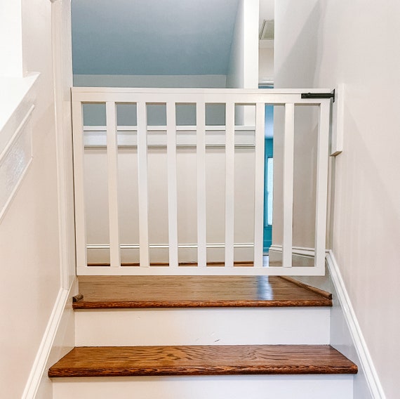 Custom Spindle Wooden Gate Baby Gate Stairway Gate White Wooden