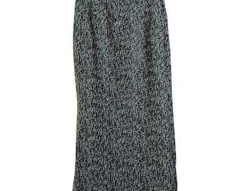 Falda larga vintage Gianfranco Ferre, talla IT 42 US 6, color negro con lunares blancos, fabricada en Italia.